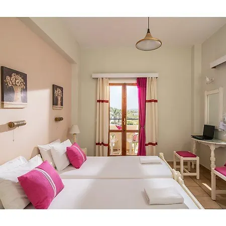 Lejlighedshotel Semiramis By Estia 3*
